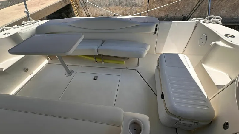 Slide: The Image of Sea Ray 410 Express Cruiser 2002 - 7241638