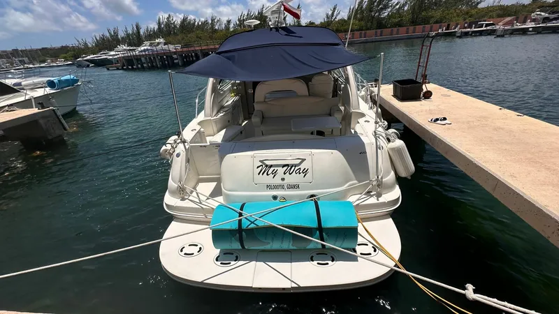 Slide: The Image of Sea Ray 410 Express Cruiser 2002 - 7241588