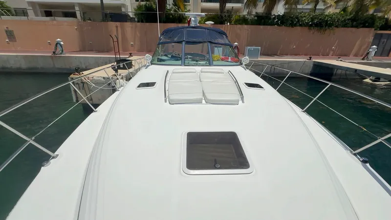 Slide: The Image of Sea Ray 410 Express Cruiser 2002 - 7241606