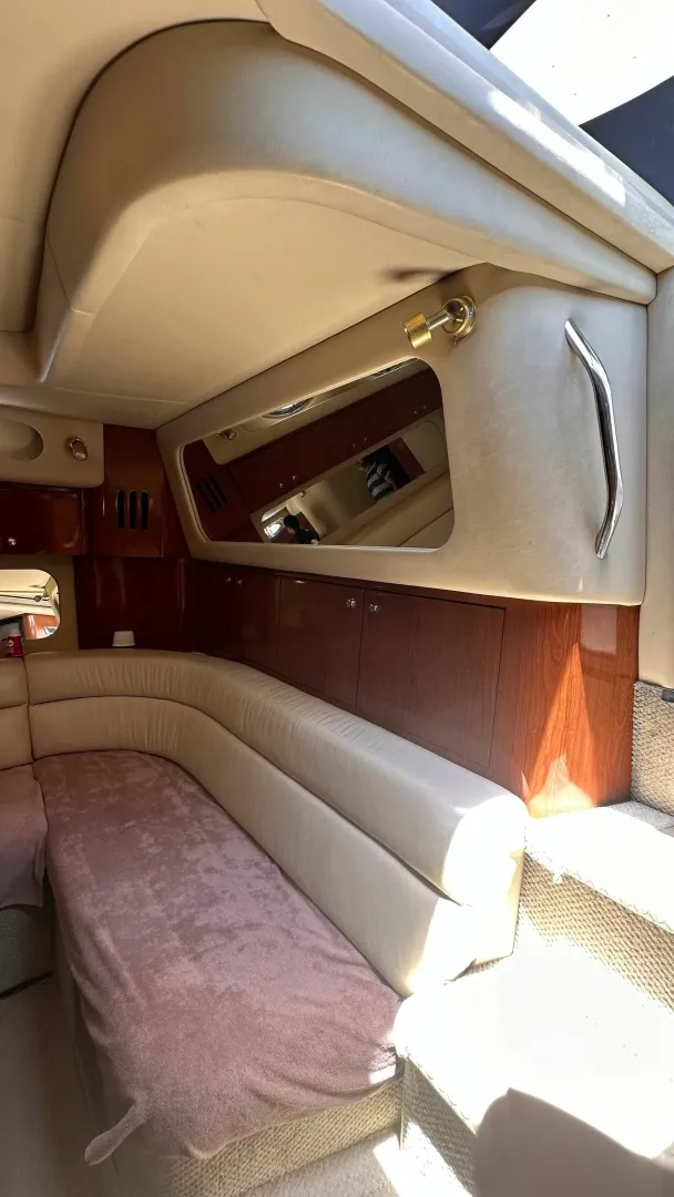 Slide: The Image of Sea Ray 410 Express Cruiser 2002 - 7241676