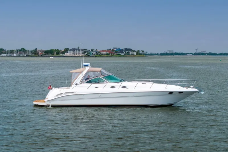 The Image of Sea Ray 410 Express Cruiser 2002 - 6987878