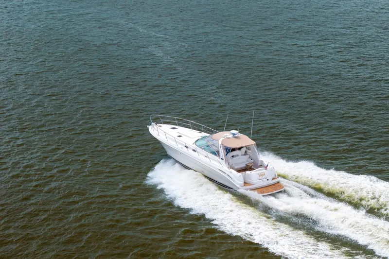 Slide: The Image of Sea Ray 410 Express Cruiser 2002 - 6988638