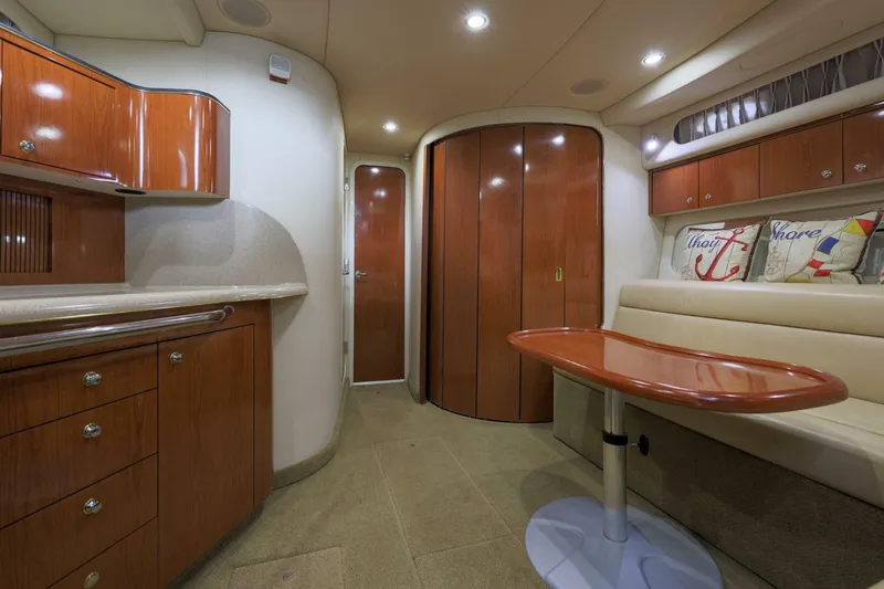 Slide: The Image of Sea Ray 410 Express Cruiser 2002 - 6988068