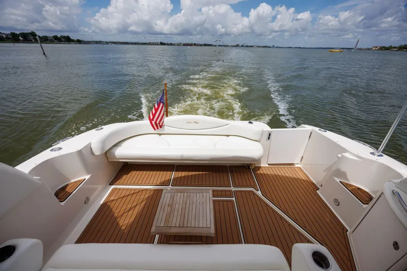 Slide: The Image of Sea Ray 410 Express Cruiser 2002 - 6988333