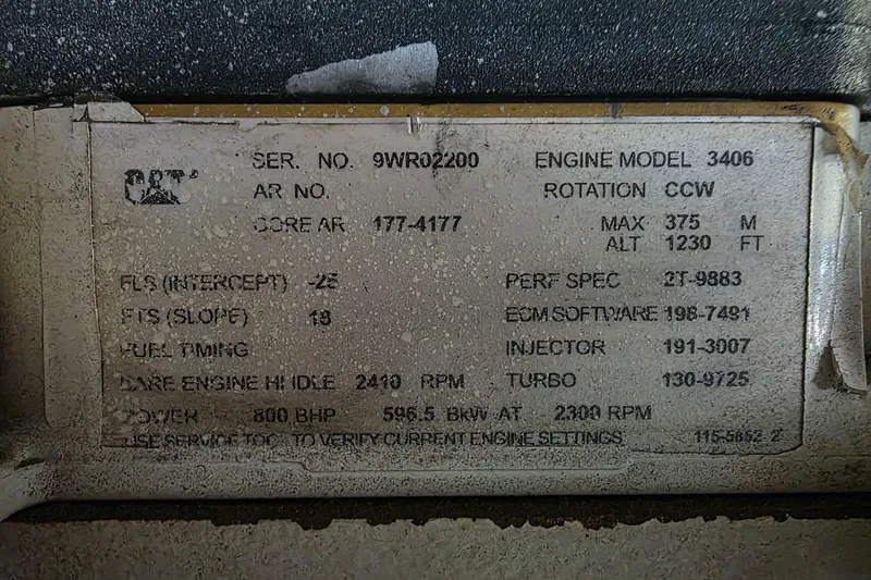 Slide: The Image of Sea Ray 560 Sedan Bridge 2002 - 6956532