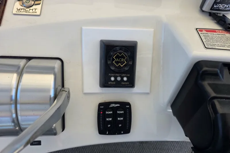 Slide: The Image of Sea Ray 560 Sedan Bridge 2002 - 6956083
