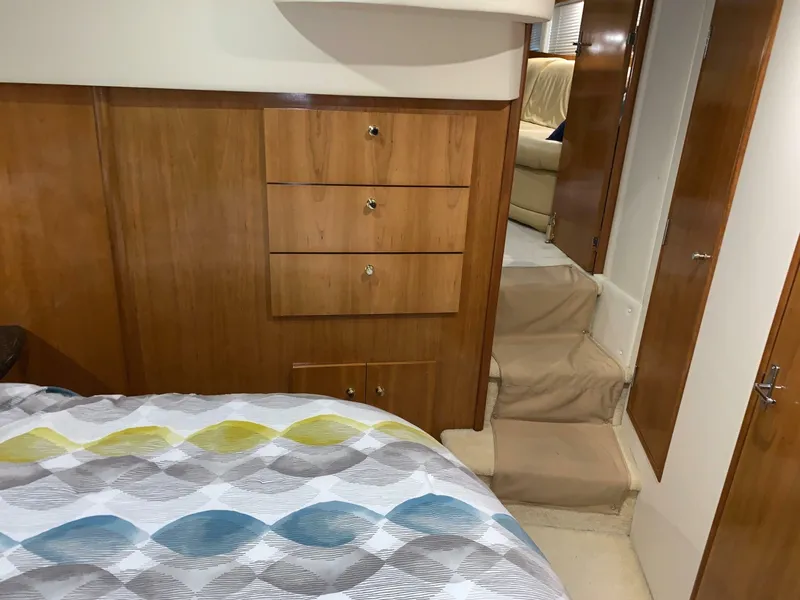 Slide: The Image of Carver Yachts 396 Motor Yacht 2001 - 7242027