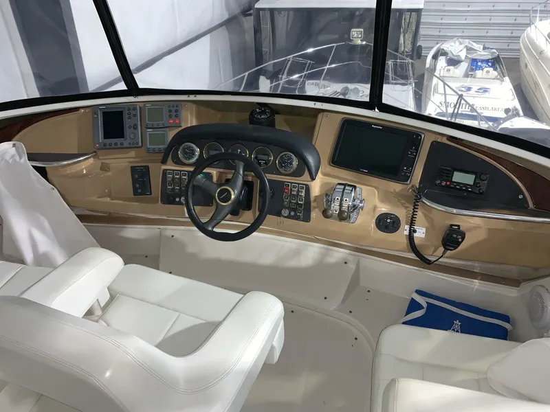 Slide: The Image of Carver Yachts 396 Motor Yacht 2001 - 7241947