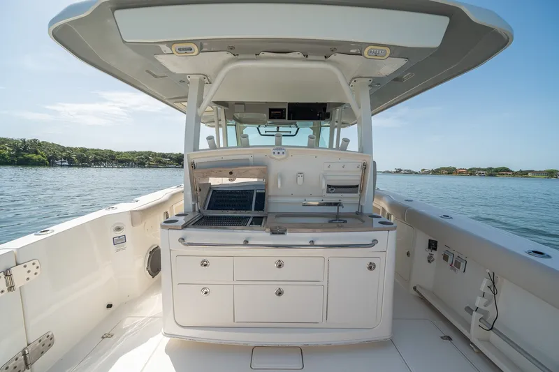 Slide: The Image of Boston Whaler 380 Outrage - Worth the Tiempo 2021 Boston Whaler 380 Outrage - Worth the Tiempo - 6913804