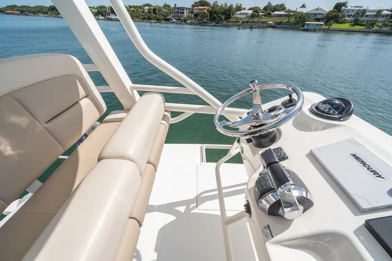 Slide: The Image of Boston Whaler 380 Outrage - Worth the Tiempo 2021 Boston Whaler 380 Outrage - Worth the Tiempo - 6913959