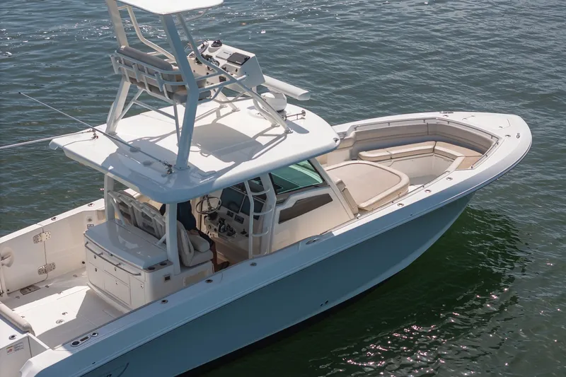 Slide: The Image of Boston Whaler 380 Outrage - Worth the Tiempo 2021 Boston Whaler 380 Outrage - Worth the Tiempo - 7649651
