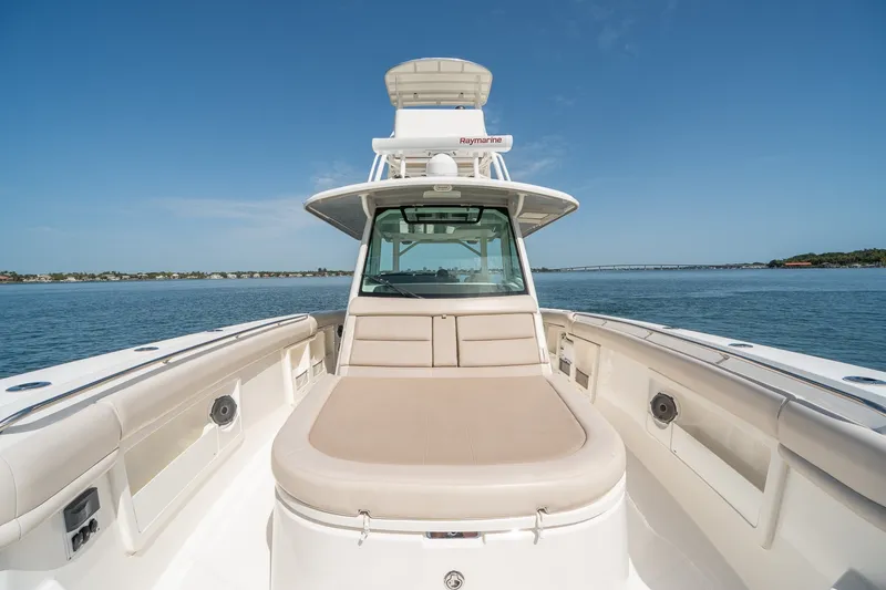 Slide: The Image of Boston Whaler 380 Outrage - Worth the Tiempo 2021 Boston Whaler 380 Outrage - Worth the Tiempo - 6913953