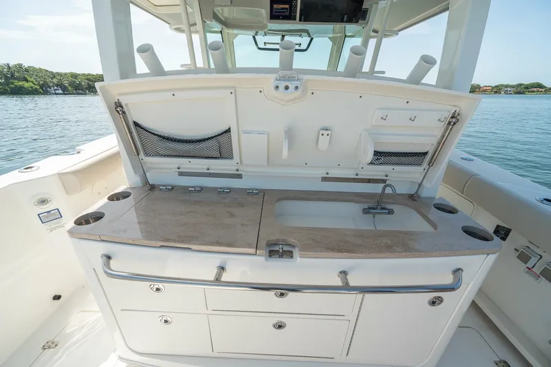 Slide: The Image of Boston Whaler 380 Outrage - Worth the Tiempo 2021 Boston Whaler 380 Outrage - Worth the Tiempo - 7649666