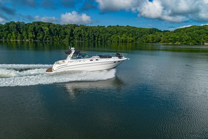 Slide: The Image of Sea Ray 380 Sundancer 2001 - 7242480