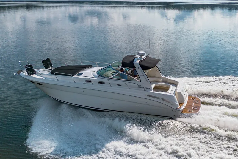 Slide: The Image of Sea Ray 380 Sundancer 2001 - 7242491