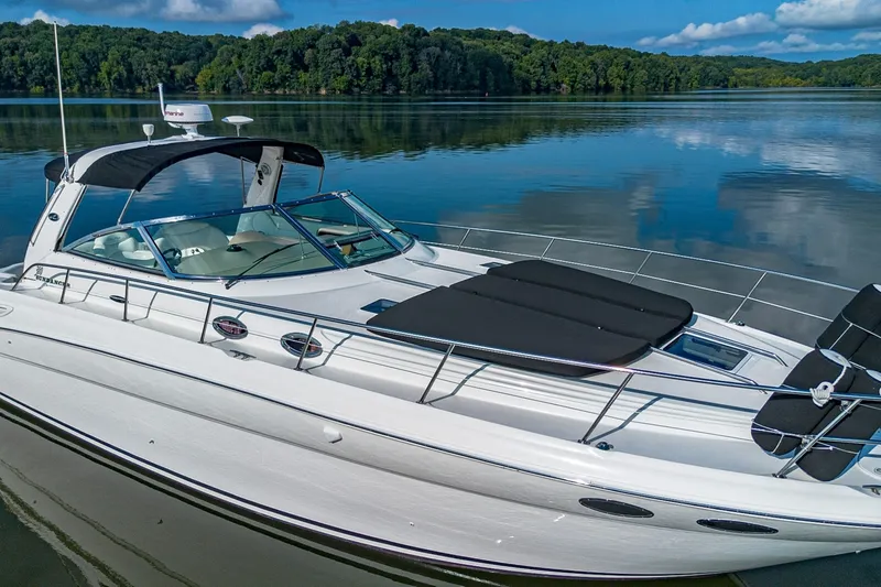 Slide: The Image of Sea Ray 380 Sundancer 2001 - 7242532