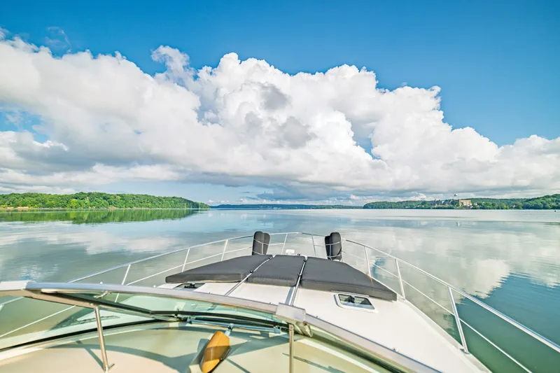 Slide: The Image of Sea Ray 380 Sundancer 2001 - 7242603