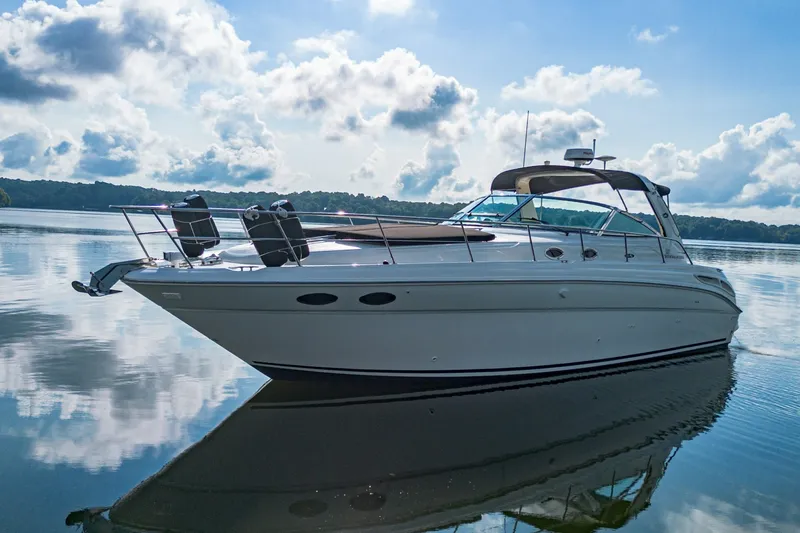 Slide: The Image of Sea Ray 380 Sundancer 2001 - 7242548