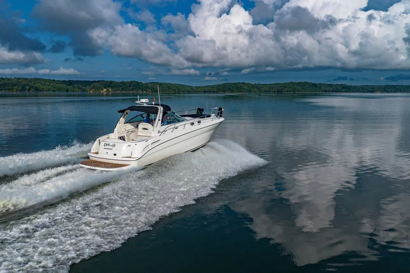Slide: The Image of Sea Ray 380 Sundancer 2001 - 7242469
