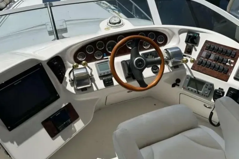 Slide: The Image of Sea Ray 400 Sedan Bridge 2001 - 6956769