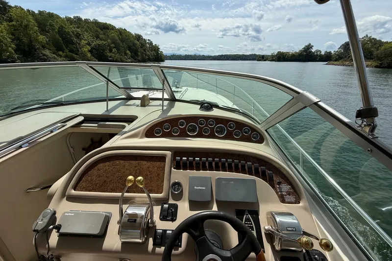 Slide: The Image of Sea Ray Sundancer 310 2001 - 7242591