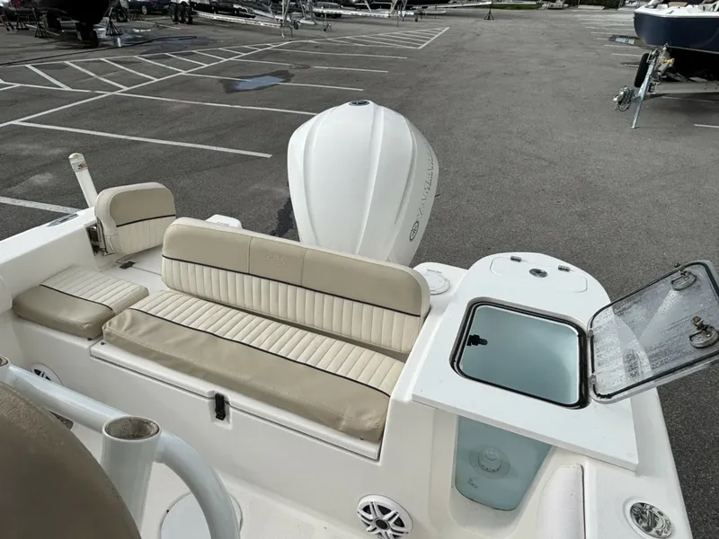 Slide: The Image of Sea Fox 248 Commander 2018 - 6911050