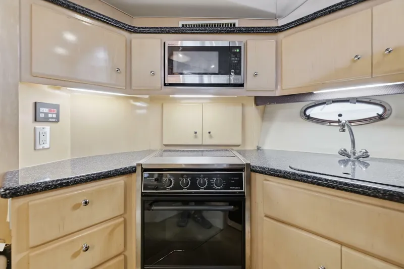 Slide: The Image of Carver Yachts 406 Aft Cabin Motor Yacht 2000 - 6957078