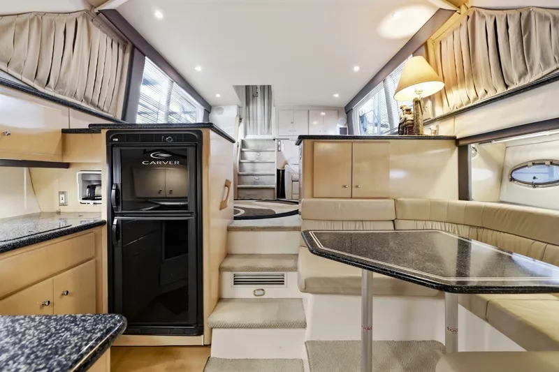 Slide: The Image of Carver Yachts 406 Aft Cabin Motor Yacht 2000 - 6957033