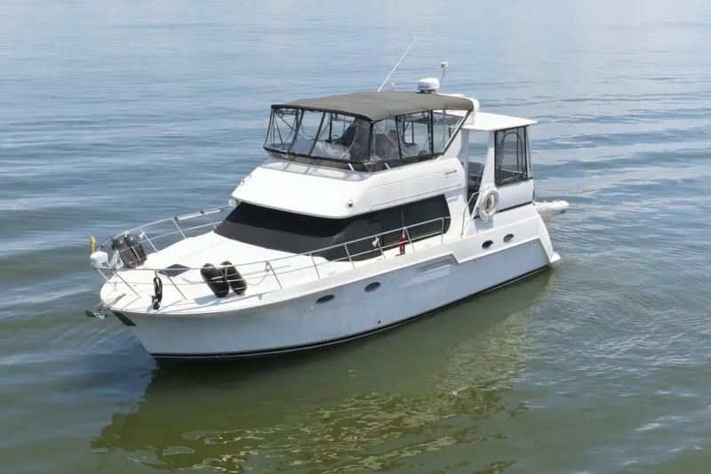 The Image of Carver Yachts 406 Aft Cabin Motor Yacht 2000 - 7242655