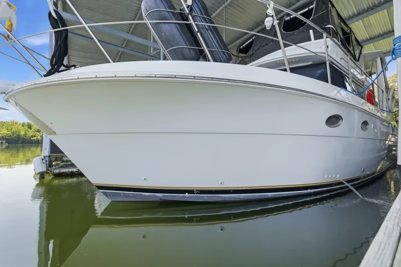 Slide: The Image of Carver Yachts 406 Aft Cabin Motor Yacht 2000 - 7242740