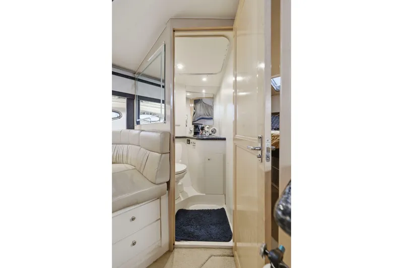 Slide: The Image of Carver Yachts 406 Aft Cabin Motor Yacht 2000 - 6957059
