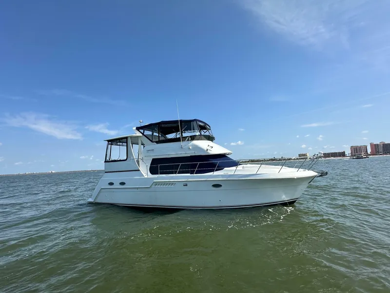 Slide: The Image of Carver Yachts 406 Motor Yacht 2000 - 7242714