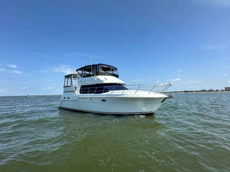 Slide: The Image of Carver Yachts 406 Motor Yacht 2000 - 7242698