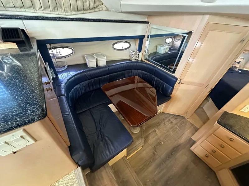 Slide: The Image of Carver Yachts 406 Motor Yacht 2000 - 7242767