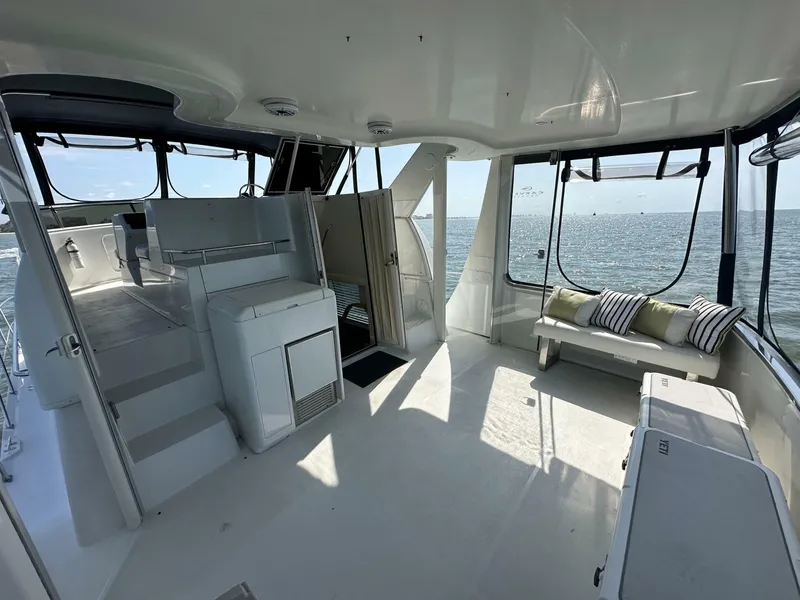 Slide: The Image of Carver Yachts 406 Motor Yacht 2000 - 7242729