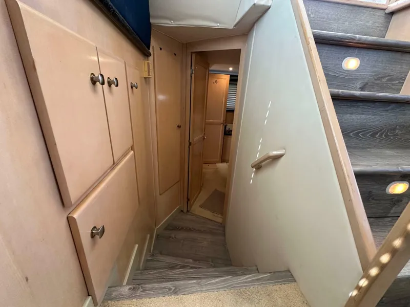 Slide: The Image of Carver Yachts 406 Motor Yacht 2000 - 7242791