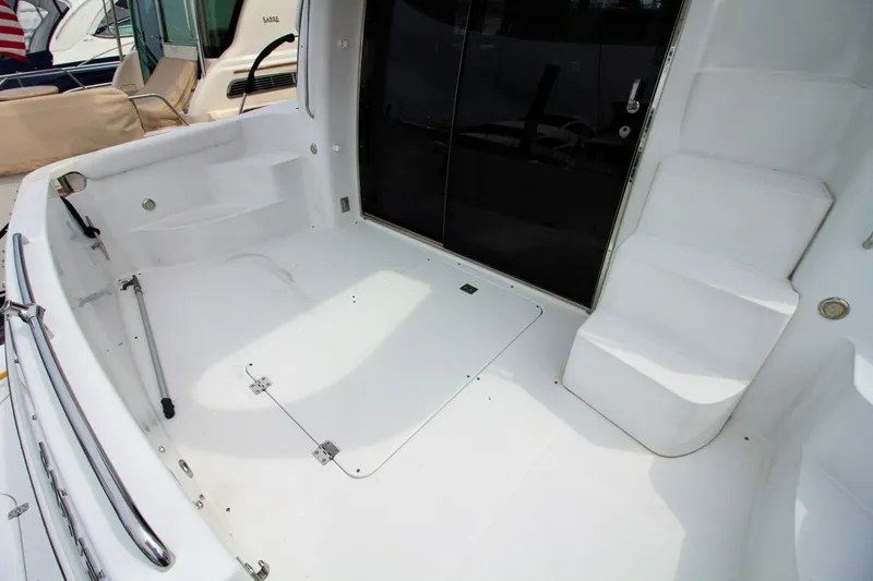 Slide: The Image of Carver Yachts 450 Voyager Pilothouse 2000 - 7745728