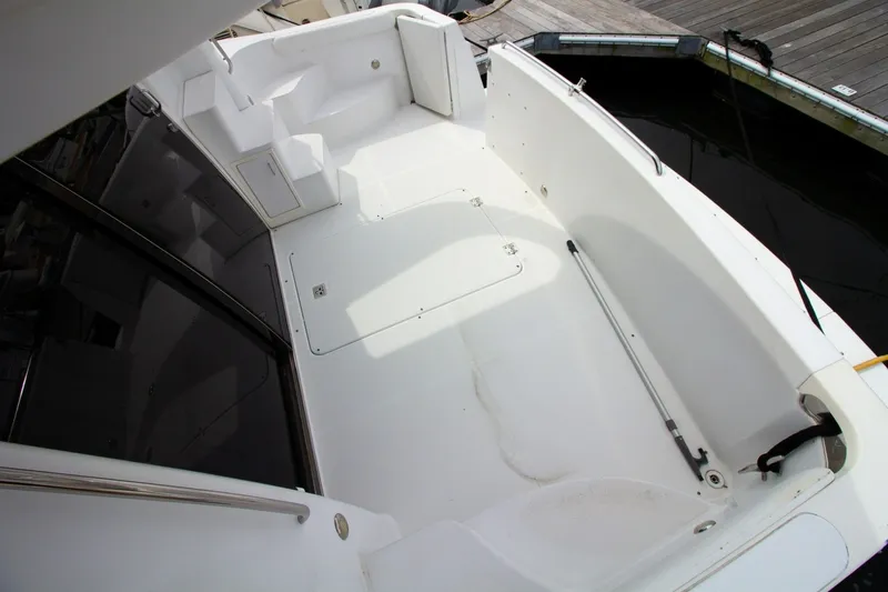 Slide: The Image of Carver Yachts 450 Voyager Pilothouse 2000 - 7745746