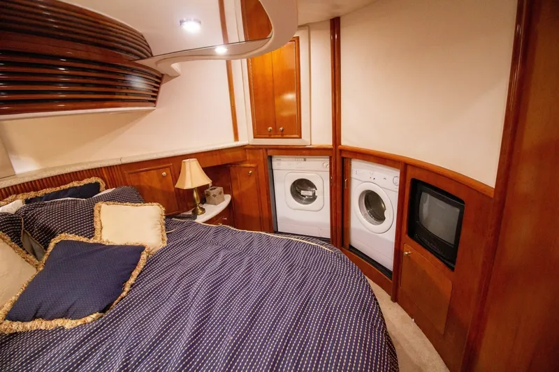 Slide: The Image of Carver Yachts 450 Voyager Pilothouse 2000 - 7745892