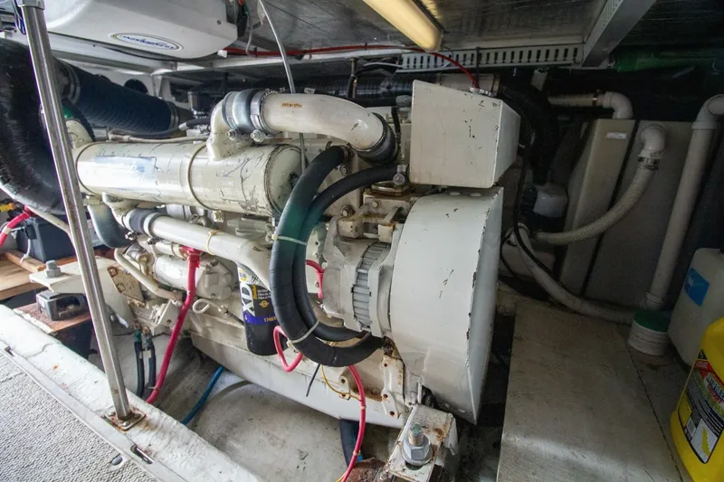 Slide: The Image of Carver Yachts 450 Voyager Pilothouse 2000 - 7745806