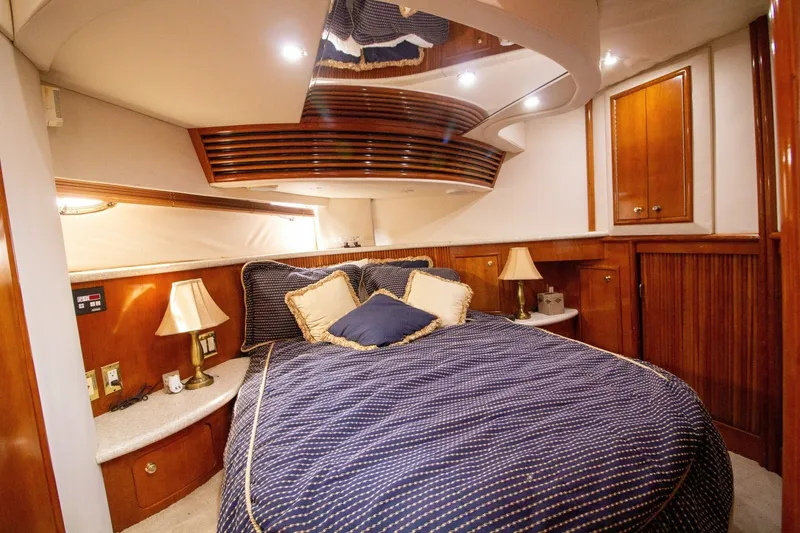 Slide: The Image of Carver Yachts 450 Voyager Pilothouse 2000 - 7745880