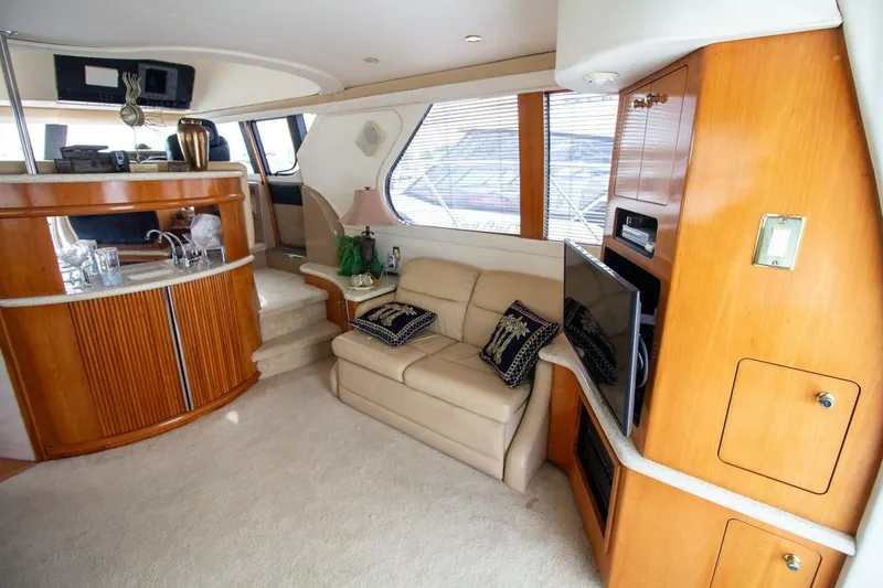 Slide: The Image of Carver Yachts 450 Voyager Pilothouse 2000 - 7745839