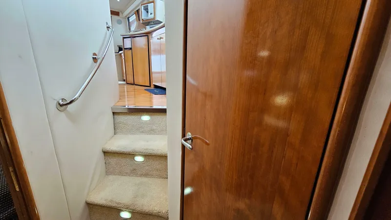 Slide: The Image of Carver Yachts 450 Voyager Pilothouse 2000 - 7242836