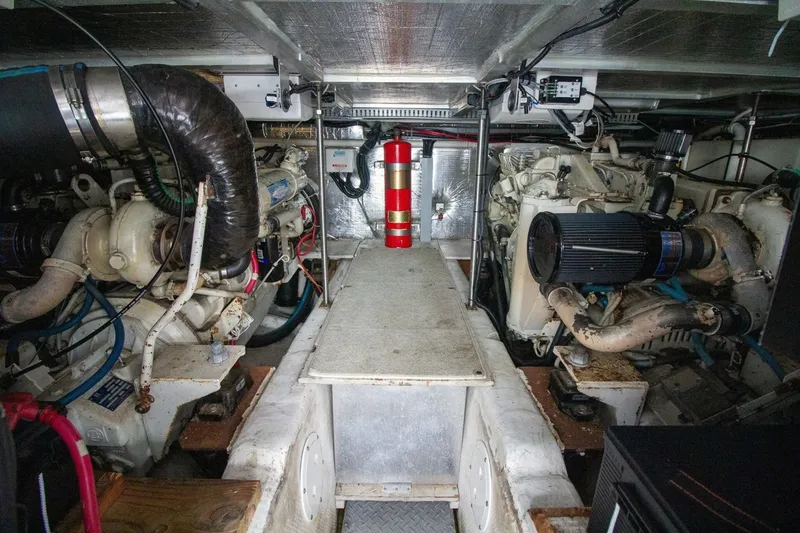 Slide: The Image of Carver Yachts 450 Voyager Pilothouse 2000 - 7745772