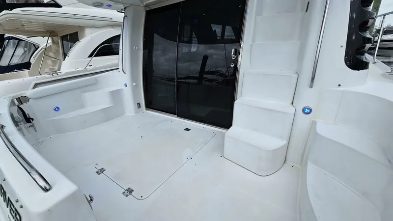 Slide: The Image of Carver Yachts 450 Voyager Pilothouse 2000 - 6956985