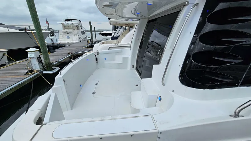 Slide: The Image of Carver Yachts 450 Voyager Pilothouse 2000 - 6956995