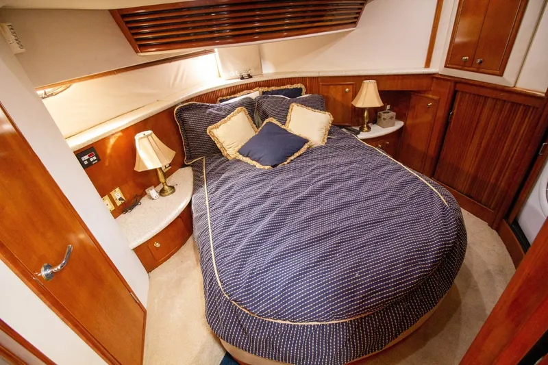 Slide: The Image of Carver Yachts 450 Voyager Pilothouse 2000 - 7745874