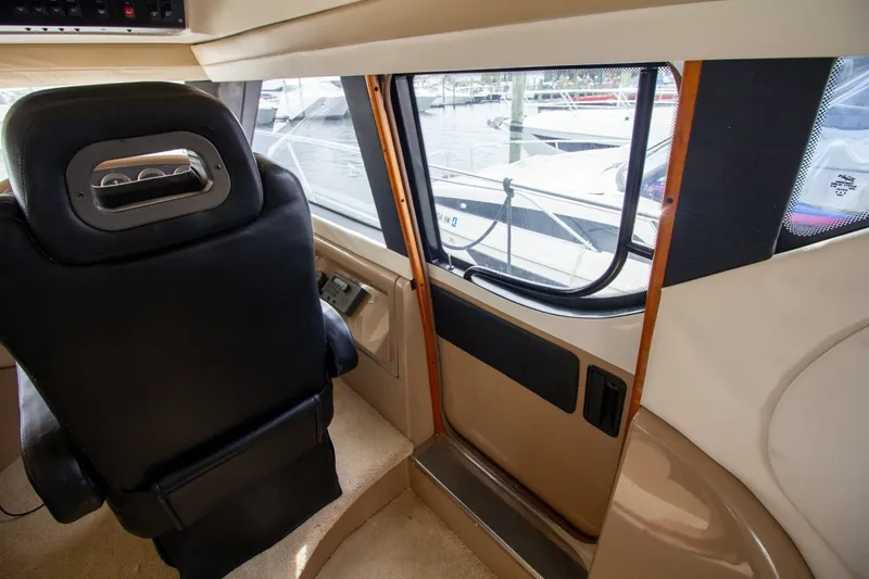 Slide: The Image of Carver Yachts 450 Voyager Pilothouse 2000 - 7745852