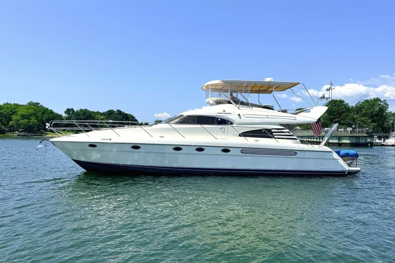 Slide: The Image of Fairline Squadron 55 2000 - 7242814