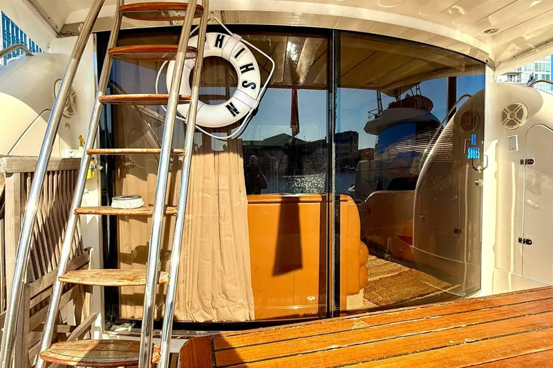 Slide: The Image of Fairline Squadron 55 2000 - 6911161